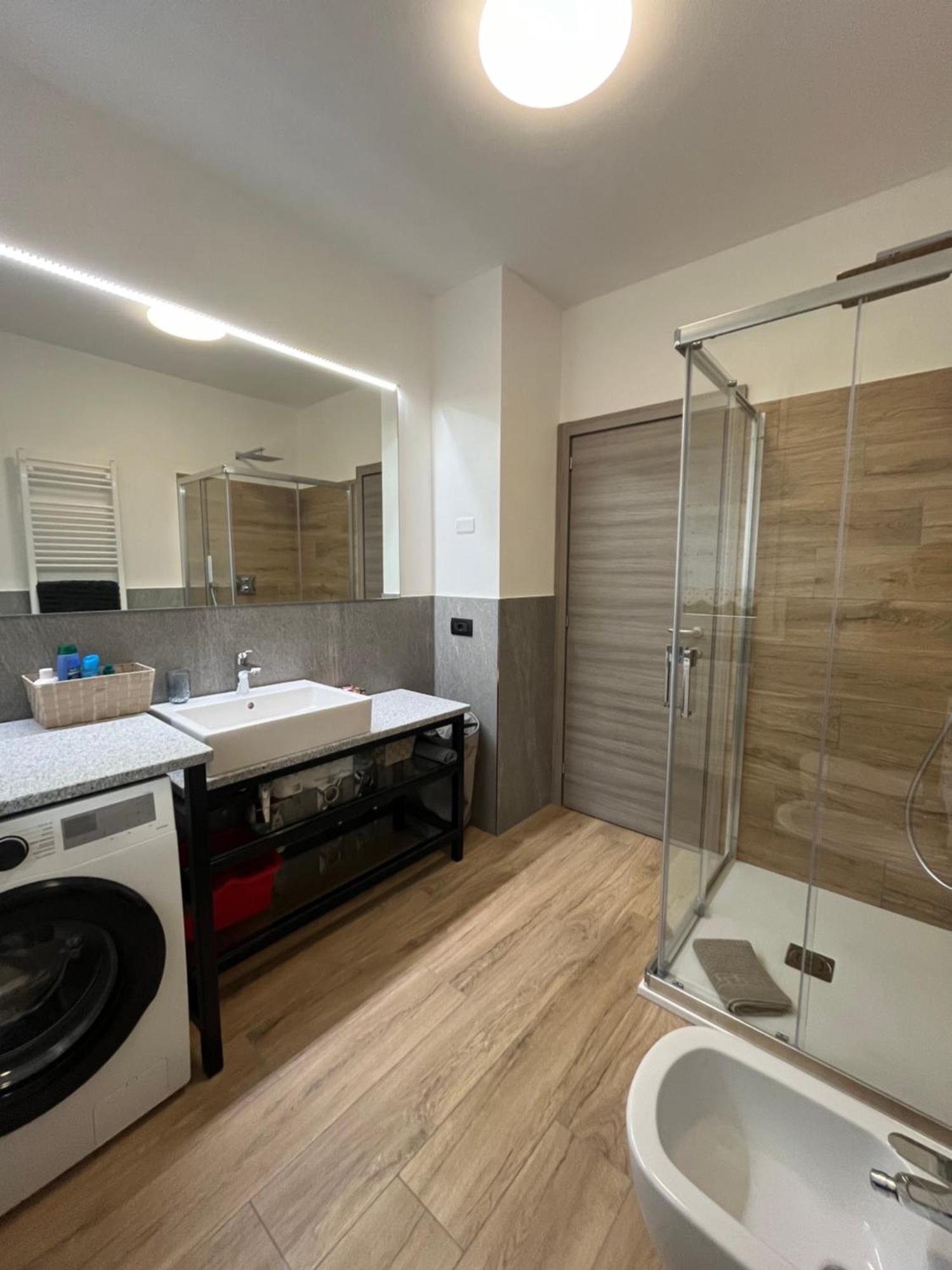 Casa Vacanze Lucia Tirano Exteriör bild
